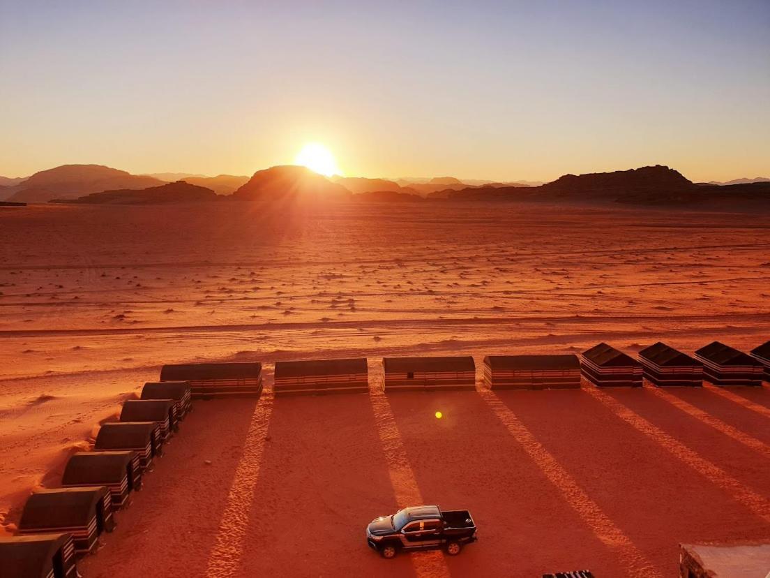 Wadi Rum Desert Camp エクステリア 写真